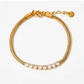 Bracelet chaîne serpent en acier doré orné de huit cristaux de zircon blancs ronds - Bracelet Chaîne Serpent Zircon Doré (SBK076)