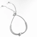 Dettaglio bracciale tennis a cuore in argento S925 con chiusura regolabile e zirconi pavé - Argento (Chiusura Scorrevole)