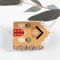 Pince à cheveux en forme de maison en pain d'épice avec des motifs de Noël festifs - Maison en Pain d'Épice Florale Jaune Gingembre