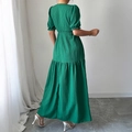 Elegante vestido largo verde con mangas abullonadas cortas y falda plisada a capas - S / Verde Hierba