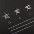 Set di ciondoli a stella in acrilico trasparente con anelli d'argento e nastri grigi - Ornamenti a Stella di Natale Trasparente (Set di 3)