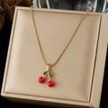 Collier chaîne serpent dorée avec pendentif cerise mignon aux couleurs vives - Collier Pendentif Feuille de Cerise Rouge (N4125)