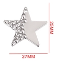 Silberner Edelstahl Sternanhänger mit Hammerschlag-Textur und 25x27mm Abmessung - Fünfzackiger Stern Stahl / 25mmx27mm