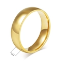 Detalle de un anillo de acero inoxidable dorado pulido de 6 mm sobre fondo blanco - US 4 / 6mm Dorado