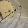Bamboo-shaped hair pin with green gradient finish and delicate metal tassel detail - 9# Bamboo Tassel Gold