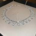 Collar de Gota de Agua en Forma de V de Plata