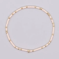 Pulsera de la amistad hecha a mano con cuentas rosa claro y detalles de metal dorado - Cuentas de Columna Rosa Pálido Oro