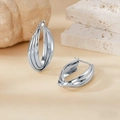 Silver 316L geometric interlocking hoop earrings with high-polish metallic finish - 30mm (PJER233) / Silver