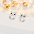 Squisiti orecchini a lobo a forma di gufo in argento 925 con scintillanti zirconi bianchi - Argento
