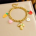 Gouden grove schakelarmband met kleurrijke emaille groente- en bloemhangers - Gouden Groente & Fruit Bedel Stijl (B1637)