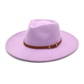 Dettaglio cappello fedora in lana lavanda con cinturino in pelle marrone e fibbia oro - M (56-58cm) / Viola Taro