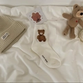 White cotton crew socks featuring cute brown teddy bear embroidery and knit texture - Applique Embroidery / White with Bear