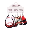 Set di orecchini a tema baseball con gocce in ecopelle e nappe nei colori rosso e nero - Set di Nappe Rosse Nere con Stampa Baseball(7)