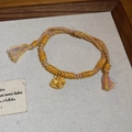 Vue détaillée du bracelet cheval tissé avec des perles dorées et des glands en soie - 6# Bracelet-Or-Multicolore (Éléphant Cheval à Bascule Doré)