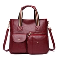 Borsa a tracolla bordeaux con tasche multiple, manici a righe e finitura in ecopelle - Rosso Vino (Ispessito/con Cerniera Posteriore)