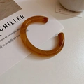 Minimalist C-shaped amber marble acrylic open cuff bracelet with vintage resin texture - Marble Pattern (HB3743-1) / Brown