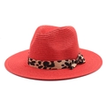 Chapeau Panama rouge en paille avec ruban léopard et nœud sur fond blanc éclatant - M (56-58cm) / Rouge