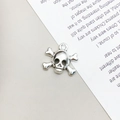 Antique silver skull and crossbones alloy charm for DIY jewelry making and crafts - 14x15mm / Skull