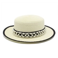 Dettaglio cappello di paglia con nastro nero e catena di perle a tre file lusso - M (56-58cm) / Bianco Crema