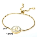 Bracelet ajustable doré avec pendentif Mãe étincelant orné de cristaux et détail cœur - Style Chaîne De Boîte Mãe Coeur Zircone (KB101184-K)