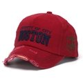 Detaillierte Stickerei und Vintage-Distressed-Rand an roter Baumwoll-Basecap - Dunkelrot (D)