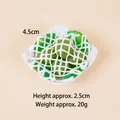 Miniatuur fruitsalade koelkastmagneet met roomtopping, diameter 4,5cm voedselmodel - Groene erwten kiwi salade