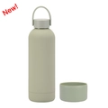Double-wall stainless steel insulated water bottle in matte sage green with handle - 500ml / Bean Green