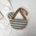 Chique meerkleurige gebreide crossbodytas met ronde muntzak en brede riem - Groene Golfkleur