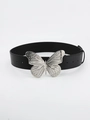 Detailopname van zwarte leren riem met een zilverkleurige metalen vlindergesp - Zwart