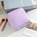 Borsa cosmetica in seersucker a righe viola e bianche con cerniera per il viaggio - Viola