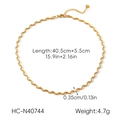 Collier ras du cou en acier inoxydable doré 18 carats avec texture ondulée élégante - Collier Minimaliste à Texture Ondulée (HC-N40744)