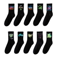 Set schwarze Crew-Socken mit bunten Graffiti-Mustern und auffälliger Typografie - Einheitsgröße / Schwarze Serie