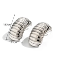 Polished titanium steel croissant earrings with textured thread design and dimensions - Screw Back / Silver