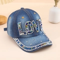 Casquette de baseball en denim bleu pour femme avec lettres LOVE en strass brillants - Taille unique / Bleu Denim