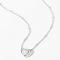 Collar de corazón de acero inoxidable plateado con piedra blanca y estrella - Corazón Nácar (PD1737) / Plata & Blanco