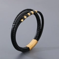 Heren meerlaagse zwart gevlochten lederen armband met gouden kralen en magnetische sluiting - Goudkleur (KB180748-JR)