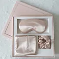 Coffret cadeau de sommeil en soie rose incluant un masque et un chouchou chic - Coffret Cadeau Rose Chair (Masque + Taie + Scrunchie)
