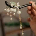 Elegant Chinese flower hair pin with white lily petals and pearl tassels on wood - Wooden Lily Of The Valley Pearl Tassel (1#)