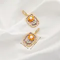 Pendente floreale rettangolare dorato con perla bianca e smalto stile pittura Monet - Stile 5 Ciondolo Quadrato Girasole Viola Chiaro