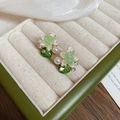 Forest style green flower resin stud earrings with elegant pearls and faceted crystals - 54# Green