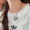 Collar con colgante de corazón 3D plateado con cadena de bolas en modelo elegante - Collar de Corazón Corto / Plateado