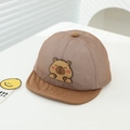 Detalle de malla transpirable y parche de carpincho en la gorra de verano para bebé - 48-50cm (1-3 Años) / café