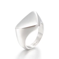 Anillo de acero inoxidable plateado pulido con cara triangular geométrica y estilo minimalista - US 8 / Color Acero