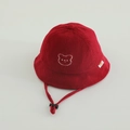 Chapeau bob bébé en velours côtelé rouge avec broderie ours et bride réglable - 48-50cm (1-2 ans) / Style tête d'ours / Bordeaux