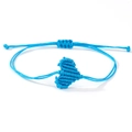 Handgefertigtes himmelblaues Webarmband-Band mit geflochtenem Herz und verstellbarem Knoten - Herzchenmuster Stil / Himmelblau (X-B25021903C)