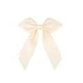 Dettaglio di un fiocco per capelli in raso beige crema con nastri lunghi e trama setosa - Beige