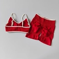 Yoga-Set in Rot und Weiß mit Sport-BH und gerippten Scrunch-Butt-Shorts für Damen - Kirschrot
