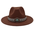 Détail de la bande tressée ethnique avec pierre turquoise sur un chapeau fedora marron - M (56-58cm) / Café