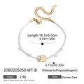 Bracelet ajustable en cordon blanc et acier inoxydable doré 18K avec pendentif lettre B - Pendentif Lettre B (JDB0205050-WT-B)