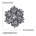 Grande broche flocon rétro avec cristaux gris et détails des dimensions du produit - Noir